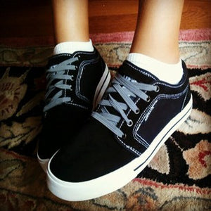 Payless shop shoe laces